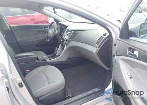 2013 Hyundai Sonata Gls z USA, uszkodzony, nr VIN 5NPEB4AC4DH594696